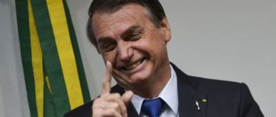 Верховный суд Бразилии разрешил начать расследование против президента, который отрицал серьезность пандемии