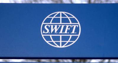 Отключение от SWIFT парализует транзакции российских банков — предупреждает Арарат Мкртчян
