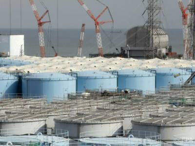 Правительство Японии разрешило сливать воду с АЭС "Фукусима-1" в океан