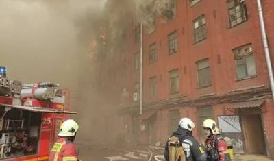 Предварительной причиной пожара на Невской мануфактуре назвали поджог