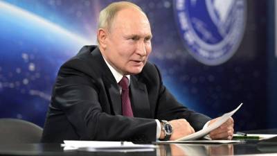 «Никакой не бункер»: Песков раскрыл, где Путин готовится к посланию