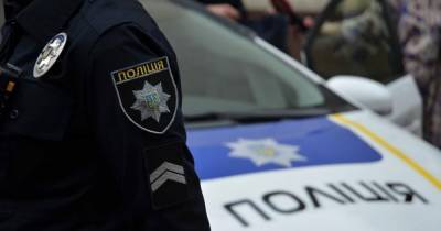 Громко слушали музыку: полицейского подозревают в избиении трех человек на Киевщине
