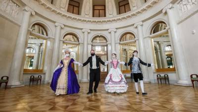 В Петербурге после 20 лет реставрации открыли Елагин дворец