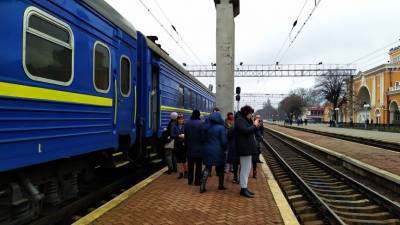 Появились новые подробности скандала на Украине из-за грязных вагонов