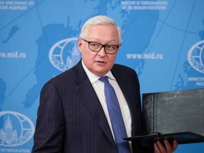 В МИД РФ заявили, что американским кораблям в Черном море стоит "держаться подальше" от оккупированного Крыма