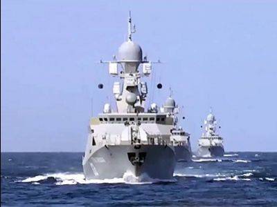 Россия направила военные корабли из Каспийского в Черное море