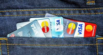 По количеству проведенных платежей и переводов лидируют карточные платежные системы — 84,7% всего объема транзакций