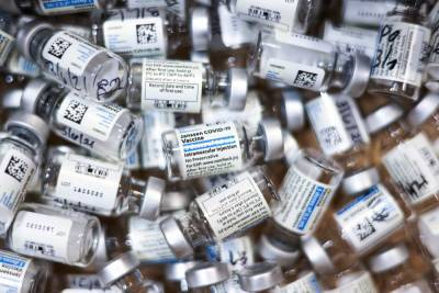 В США прекращают вакцинацию препаратом Johnson & Johnson из-за случаев тромбоза
