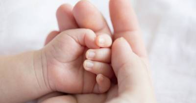 Выплаты при рождении ребенка могут поднять до 50 тысяч гривен