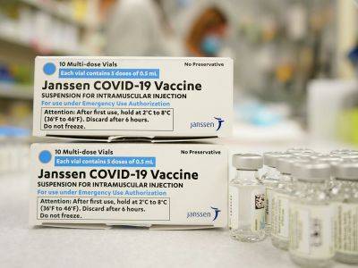 Регуляторы в США рекомендовали приостановить использование вакцины Johnson & Johnson