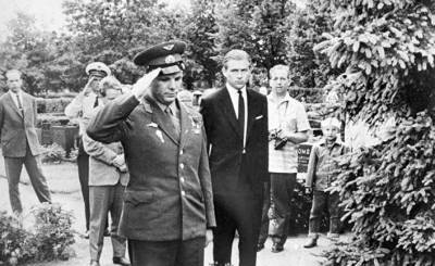 Iltalehti (Финляндия): Кекконен подарил Гагарину за героический полет сауну