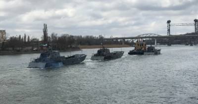 Россия перебрасывает Каспийскую флотилию в Черное море (ФОТО)