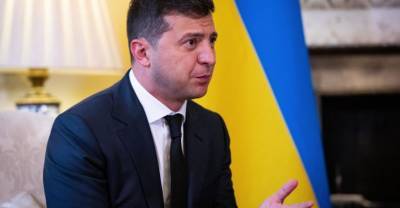 "Шантаж не прошёл": Политолог заявил о метаниях Зеленского в ситуации с Донбассом