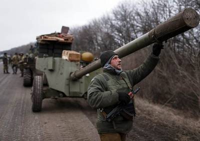 Киеву за двойную цену продали боеприпасы времен холодной войны — поставщиков уже заклеймили «агентами Кремля»