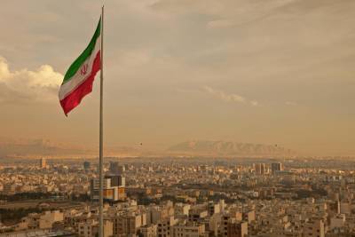 Иран: «Будем обогащать уран до 60% на тысяче новых центрифуг»
