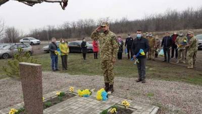 Под Славянском почтили память погибшего во время первого боя в российско-украинской войне Геннадия Биличенко