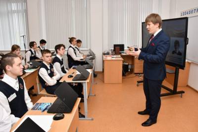 На выплаты за классное руководство в ведомственные школы направлено 153 млн. рублей – Учительская газета