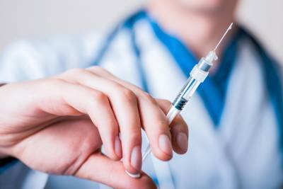 Старт вакцинации препаратом CoronaVac: какова ситуация на Черниговщине и Харьковщине