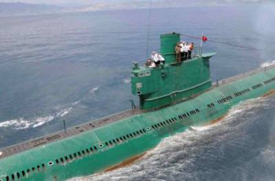 В Северной Корее построили подлодку водоизмещением 3 тысячи тонн. ФОТО