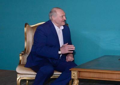 Лукашенко в Баку проводит неформальную встречу с Алиевым
