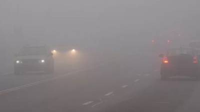 В Киеве туман: водителей просят быть внимательными