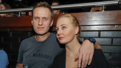 Юлия Навальная после посещения мужа в колонии: «Говорит он с трудом»