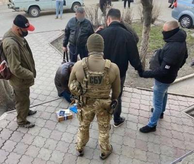 СБУ заблокувала потужний канал контрабанди вогнепальної зброї в Україну