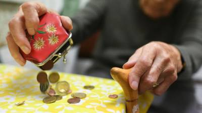 Германия обсуждает повышение пенсий для бедных, потому что они умирают раньше