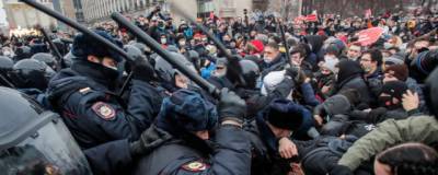 В Петербурге задержали руководителя местного штаба Навального