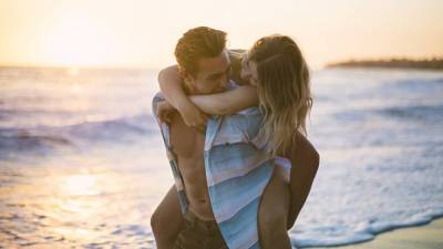 7 признаков того, что мужчина с вами действительно счастлив