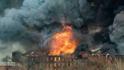 Как идет расследование пожара на «Невской мануфактуре» в Петербурге?