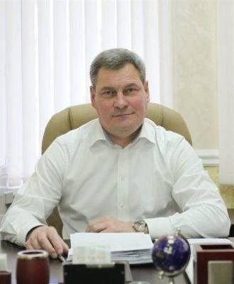 Глава ульяновского минздрава Виктор Мишарин подал в отставку