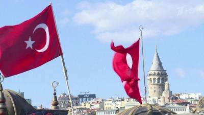 Турция из-за роста заболеваемости на две недели вводит частичный локдаун