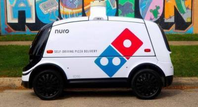 Сеть пиццерий Domino's Pizza тестирует доставку роботами
