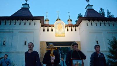 Все выселенные покинули «захваченный» Среднеуральский монастырь