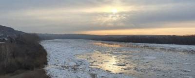На реке Томь в Кузбассе начался ледоход