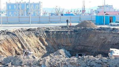 В центре Владивостока обнаружили старинный тоннель