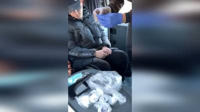 23 пакетика с наркотиками изъяли у нижегородца на улице Пахомова