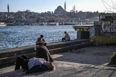 Турции всё хуже: пандемия обрушилась на страну новым антирекордом