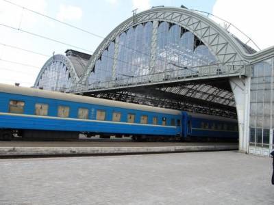 «Укрзалізниця» відновлює регіональне сполучення Львів – Ужгород, яке скасували понад рік тому