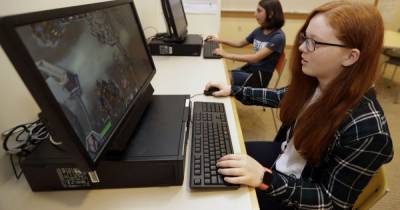 Newzoo: 26% женщин-геймеров в Европе играют больше шести часов в неделю