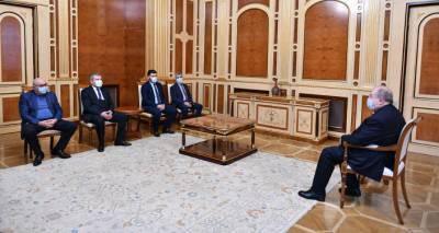 Президент Армении обсудил поправки к Избирательному кодексу с лидерами ряда партий