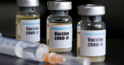 ЕС отказался продлевать контракты на поставку двух COVID-вакцин, — СМИ