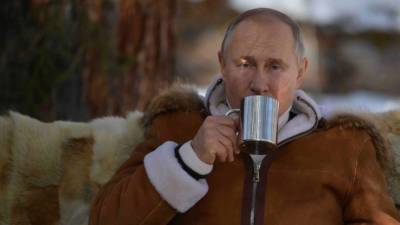 Владимир Путин привился вторым компонентом вакцины от коронавируса