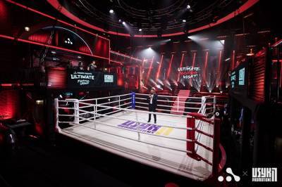 На стыке бокса и киберспорта: как в Киеве прошел вечер поединков Ultimate Boxing Night