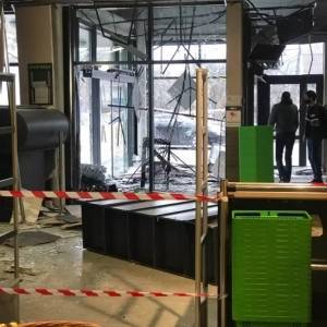 В магазине на Киевщине взорвали банкомат. Фото