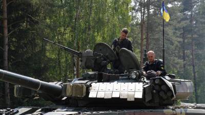 Американские эксперты сравнили украинский танк Т-84 и российский Т-90