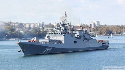 Военный эксперт рассказал о реакции РФ на "сюжет" из кораблей НАТО в Черном море