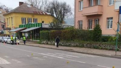 Насмерть сбил 13-летнюю девочку на переходе: суд не накажет водителя Дрогобычской маршрутки