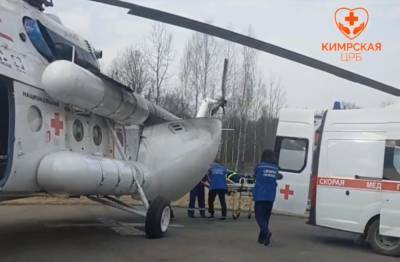 Медики Кимрской ЦРБ показали, как эвакуируют пациента на вертолете санавиации